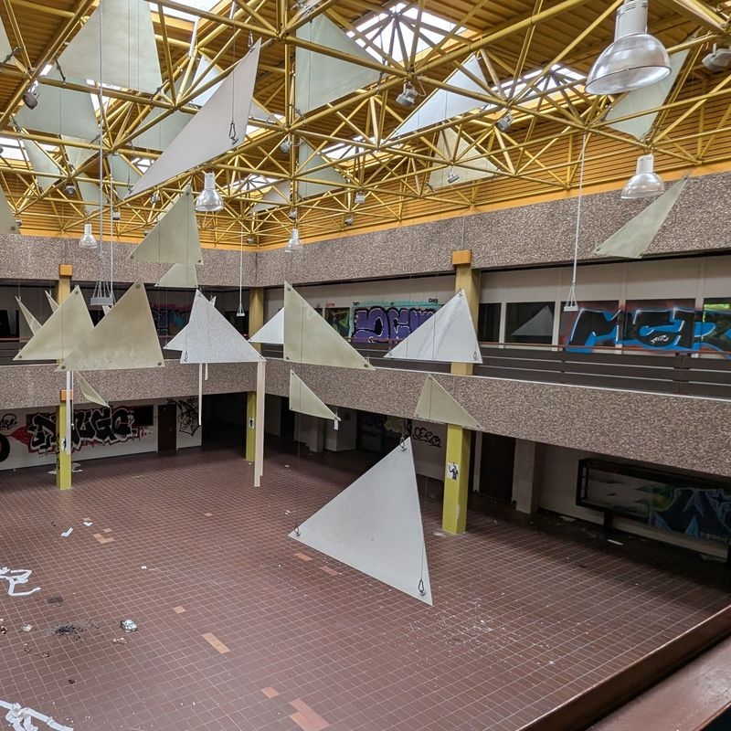HIT Atrium
