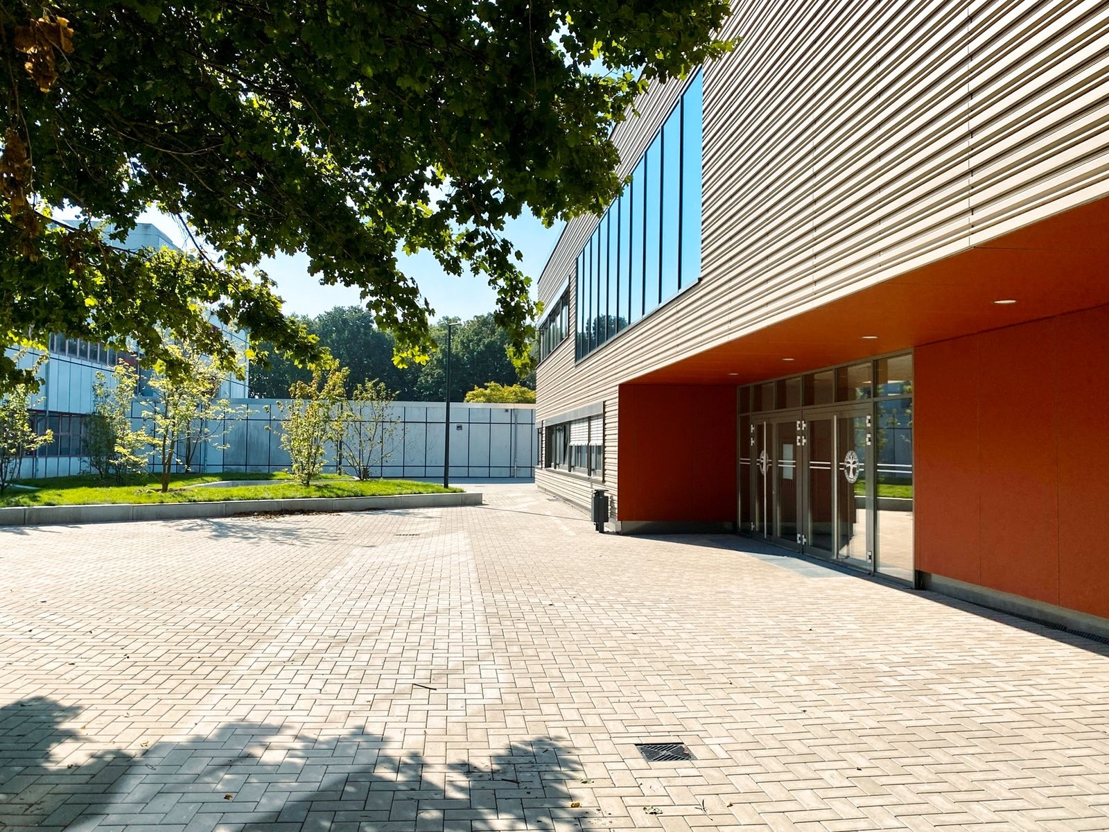 Außenansicht Eingang