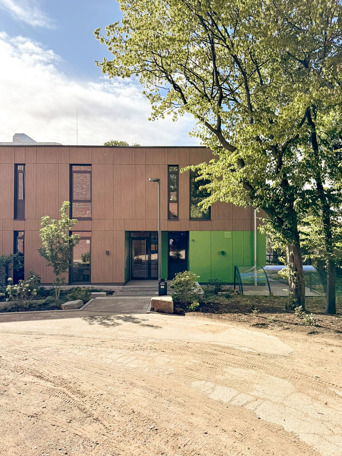 Außenansicht Eingang